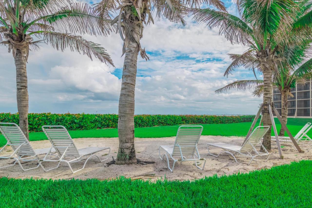 Two-Bedroom Apartment Ocean View